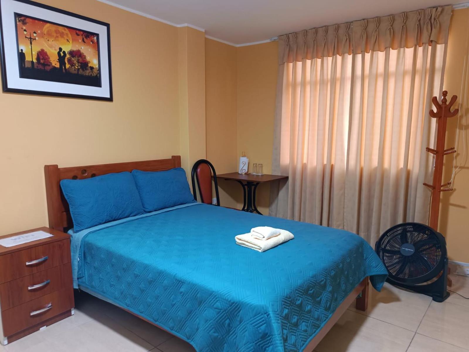 Right Across From The Airport - Free Shuttle - A Y J Familia Leilighet Lima Rom bilde